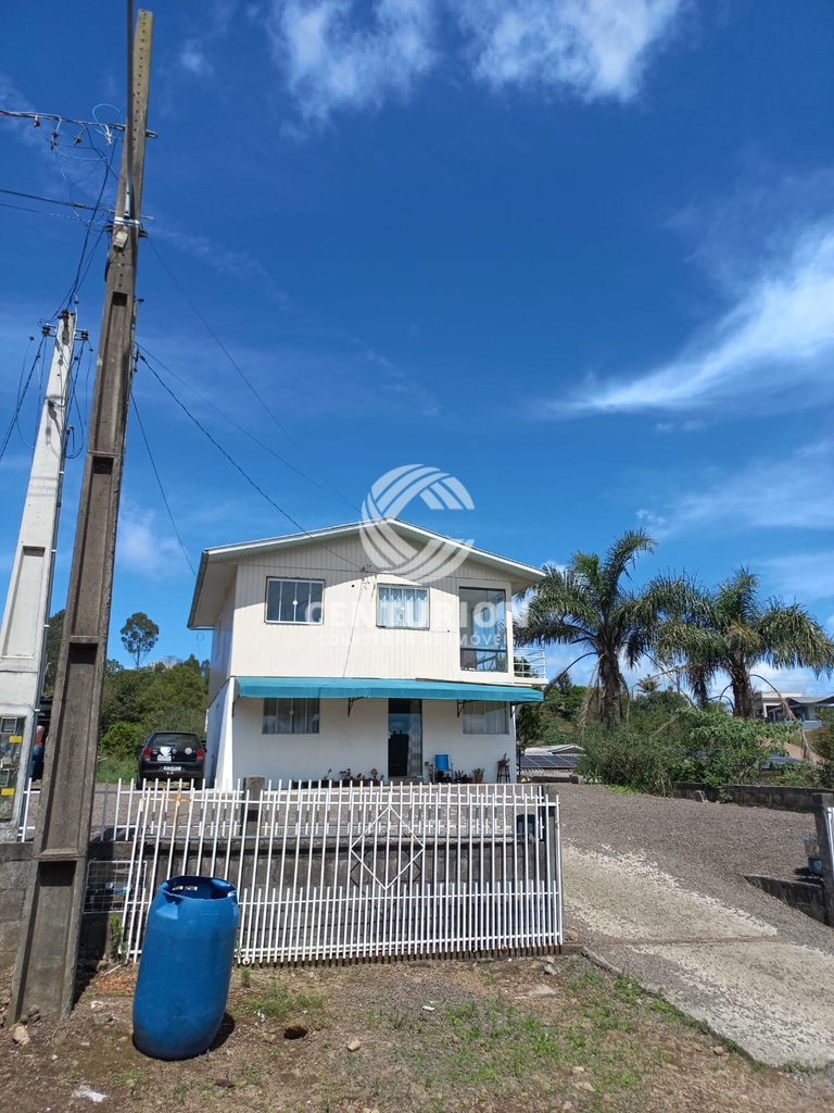 residential-/-home-santo-marcon-irani-sc