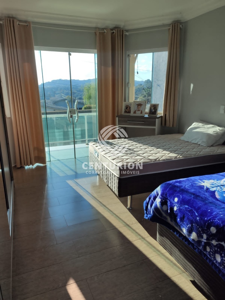 residential-/-home-3-quartos-190m2-centro-irani-sc