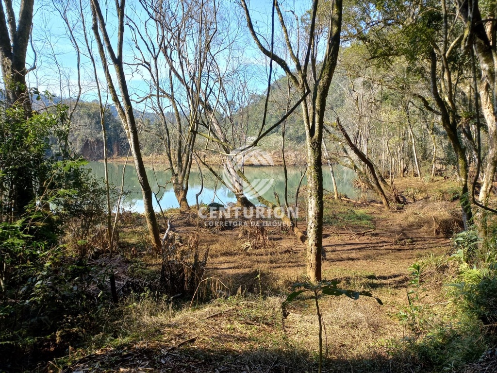 residential-/-farm-ranch-2-quartos-5000m2-interior-irani-sc