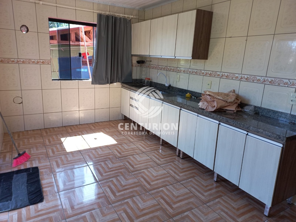 residential-/-home-4-quartos-centro-irani-sc